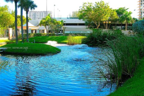 Снять в аренду кондоминиум в Авентура, Флорида 2 спальни, 116.78м2, № 2023369 - фото 26