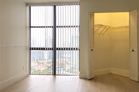 Снять в аренду кондоминиум в Авентура, Флорида 2 спальни, 116.78м2, № 2023369 - фото 15