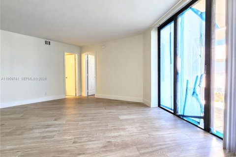 Снять в аренду кондоминиум в Авентура, Флорида 2 спальни, 116.78м2, № 2023369 - фото 4