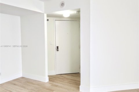 Снять в аренду кондоминиум в Авентура, Флорида 2 спальни, 116.78м2, № 2023369 - фото 11