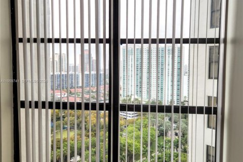 Снять в аренду кондоминиум в Авентура, Флорида 2 спальни, 116.78м2, № 2023369 - фото 20