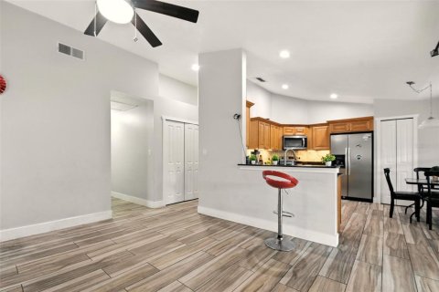 Villa ou maison à vendre à Orlando, Floride: 3 chambres, 157.84 m2 № 1856505 - photo 14