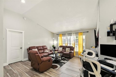 Villa ou maison à vendre à Orlando, Floride: 3 chambres, 157.84 m2 № 1856505 - photo 8