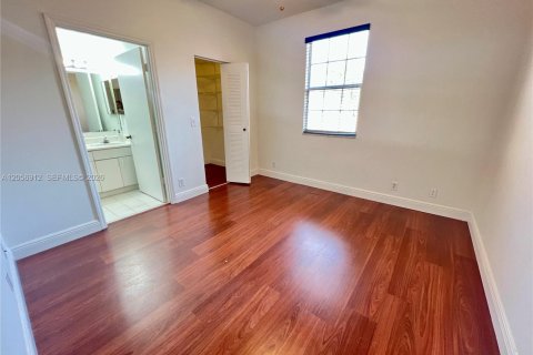 Touwnhouse à louer à Weston, Floride: 2 chambres, 109.35 m2 № 2168502 - photo 14