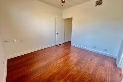 Touwnhouse à louer à Weston, Floride: 2 chambres, 109.35 m2 № 2168502 - photo 16