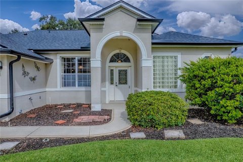 Villa ou maison à vendre à Leesburg, Floride: 2 chambres, 225.38 m2 № 1903514 - photo 2