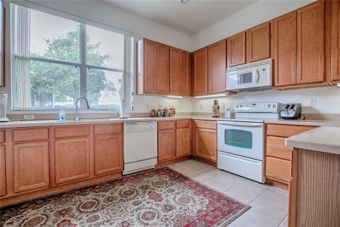 Villa ou maison à vendre à Leesburg, Floride: 2 chambres, 225.38 m2 № 1903514 - photo 4