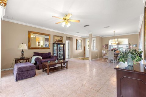 House in Summerfield, Florida 3 bedrooms, 205.59 sq.m. № 1725166 - photo 9