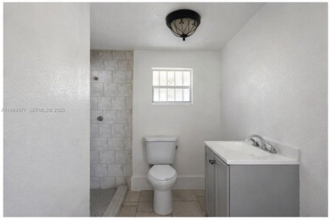 Immobilier commercial à louer à Miami, Floride: 1 chambre, 152.17 m2 № 2051616 - photo 5