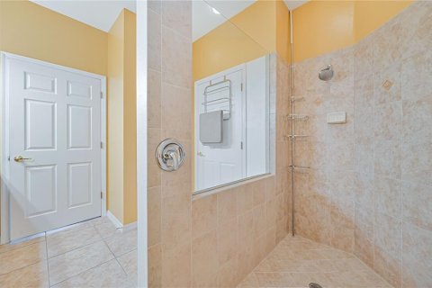 Townhouse in Punta Gorda, Florida 3 bedrooms, 183.85 sq.m. № 2372926 - photo 22