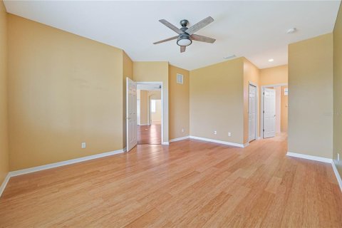 Townhouse in Punta Gorda, Florida 3 bedrooms, 183.85 sq.m. № 2372926 - photo 18