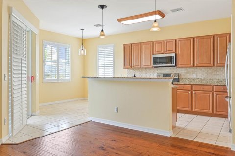 Townhouse in Punta Gorda, Florida 3 bedrooms, 183.85 sq.m. № 2372926 - photo 10