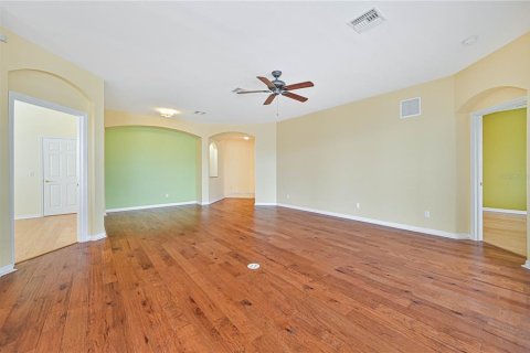 Townhouse in Punta Gorda, Florida 3 bedrooms, 183.85 sq.m. № 2372926 - photo 9