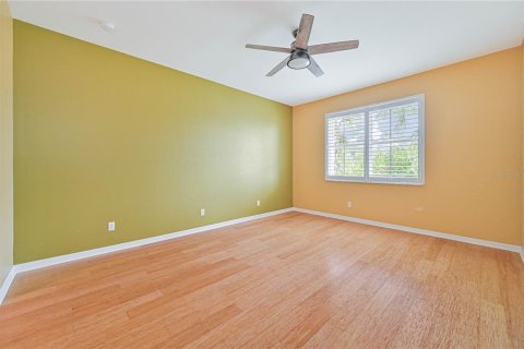 Townhouse in Punta Gorda, Florida 3 bedrooms, 183.85 sq.m. № 2372926 - photo 17
