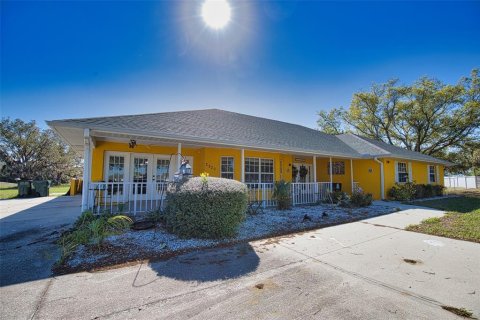 Commercial property in North Port, Florida 338.44 sq.m. № 2232967 - photo 8