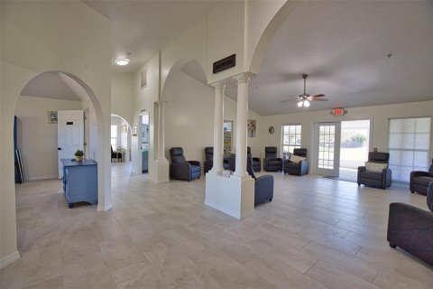 Commercial property in North Port, Florida 338.44 sq.m. № 2232967 - photo 21