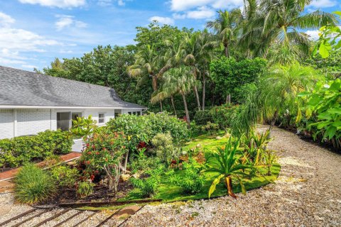 House in Gulf Stream, Florida 3 bedrooms, 203.18 sq.m. № 2158420 - photo 25