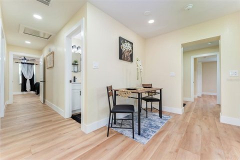 Casa en venta en Land O' Lakes, Florida, 3 dormitorios, 148.64 m2 № 2217111 - foto 12