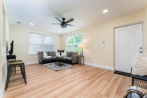 Casa en venta en Land O' Lakes, Florida, 3 dormitorios, 148.64 m2 № 2217111 - foto 11
