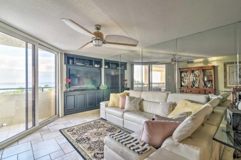 Condo in Hudson, Florida, 1 bedroom  № 2379593 - photo 9