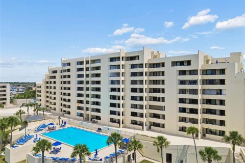 Condo in Hudson, Florida, 1 bedroom  № 2379593