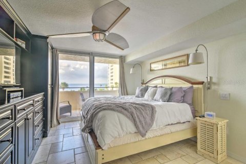 Condo in Hudson, Florida, 1 bedroom  № 2379593 - photo 13
