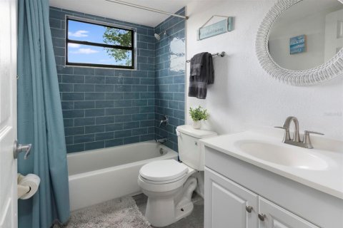 Condominio en venta en Indian Rocks Beach, Florida, 2 dormitorios, 85.47 m2 № 1893732 - foto 9