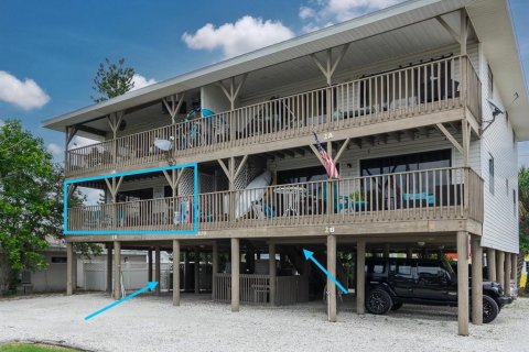 Condominio en venta en Indian Rocks Beach, Florida, 2 dormitorios, 85.47 m2 № 1893732 - foto 1