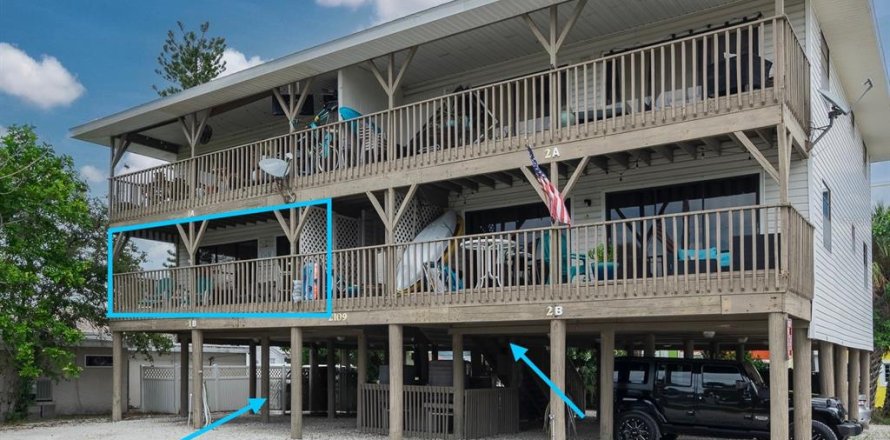 Condominio en Indian Rocks Beach, Florida, 2 dormitorios  № 1893732