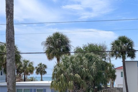 Condominio en venta en Indian Rocks Beach, Florida, 2 dormitorios, 85.47 m2 № 1893732 - foto 8