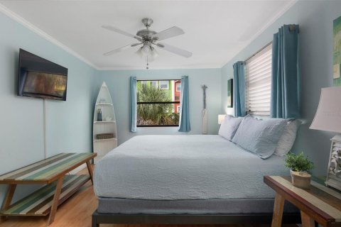 Condominio en venta en Indian Rocks Beach, Florida, 2 dormitorios, 85.47 m2 № 1893732 - foto 4