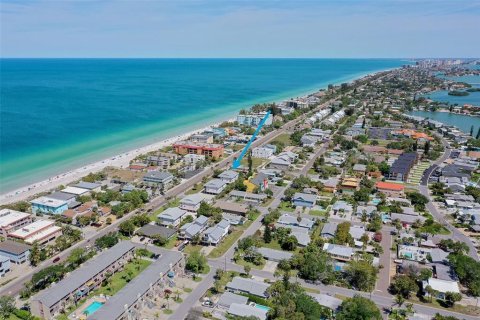 Condominio en venta en Indian Rocks Beach, Florida, 2 dormitorios, 85.47 m2 № 1893732 - foto 6