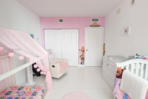 Copropriété à vendre à Miami, Floride: 3 chambres, 122.63 m2 № 2065277 - photo 20