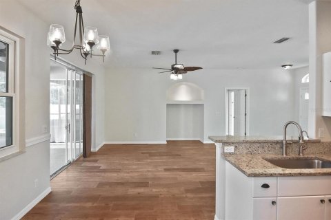 Casa en venta en North Port, Florida, 3 dormitorios, 137.31 m2 № 1882823 - foto 6