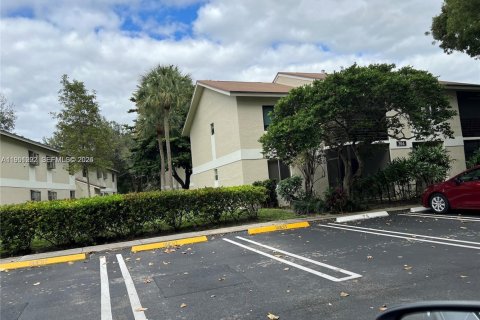 Снять в аренду кондоминиум в Помпано-Бич, Флорида 2 спальни, 77.11м2, № 2006122 - фото 14