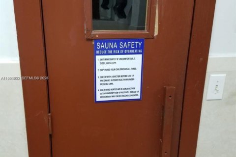 Снять в аренду кондоминиум в Помпано-Бич, Флорида 2 спальни, 77.11м2, № 2006122 - фото 19