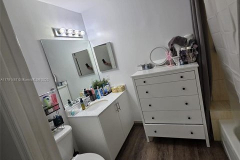 Condominio en venta en Miami, Florida, 37.25 m2 № 1861205 - foto 9