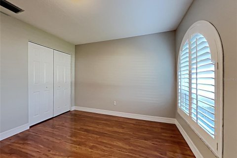 House in Brandon, Florida 3 bedrooms, 163.88 sq.m. № 2302627 - photo 10