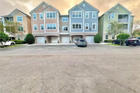 Copropriété à louer à Orlando, Floride: 3 chambres, 118.73 m2 № 1918272 - photo 1