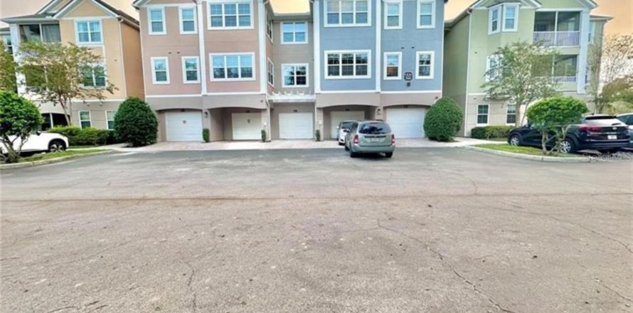 Condominio en Orlando, Florida, 3 dormitorios № 1918272