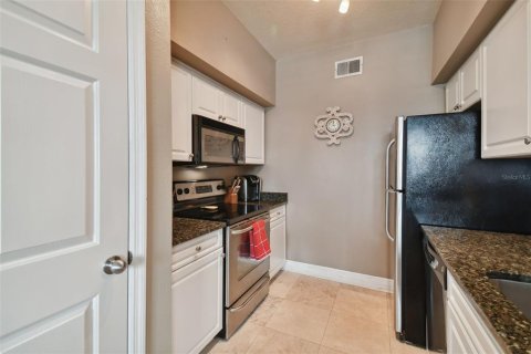 Copropriété à louer à Tampa, Floride: 1 chambre, 82.22 m2 № 2408979 - photo 16
