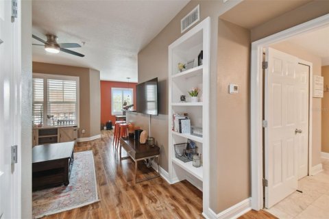 Copropriété à louer à Tampa, Floride: 1 chambre, 82.22 m2 № 2408979 - photo 5