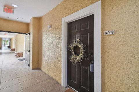 Copropriété à louer à Tampa, Floride: 1 chambre, 82.22 m2 № 2408979 - photo 3