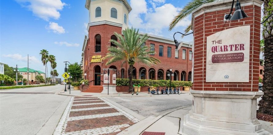 Condo à Tampa, Floride, 1 chambre  № 2408979