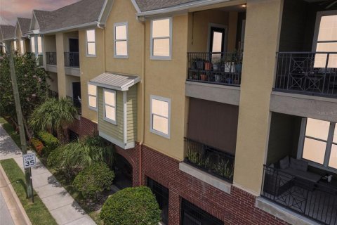 Copropriété à louer à Tampa, Floride: 1 chambre, 82.22 m2 № 2408979 - photo 2