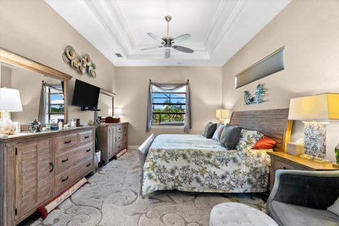 House in Port Charlotte, Florida 4 bedrooms, 249.07 sq.m. № 1829072 - photo 27