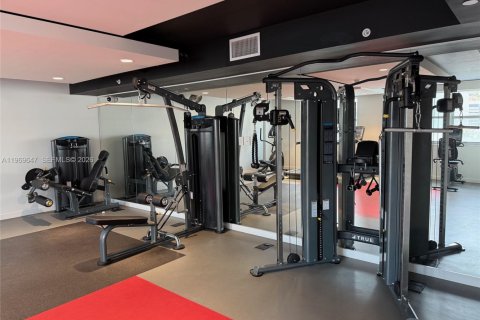 Снять в аренду виллу или дом в Форт-Лодердейл, Флорида 2 спальни, 88.26м2, № 2032409 - фото 10