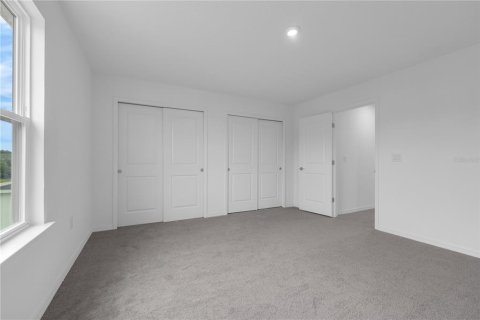 House in Palm Bay, Florida 5 bedrooms, 265.33 sq.m. № 2306266 - photo 6