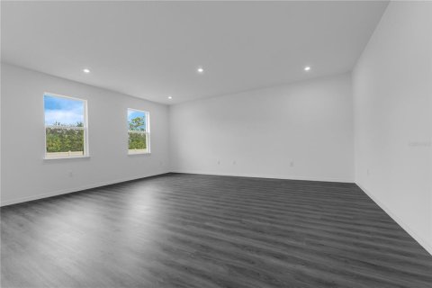 House in Palm Bay, Florida 5 bedrooms, 265.33 sq.m. № 2306266 - photo 17