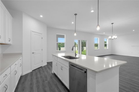 House in Palm Bay, Florida 5 bedrooms, 265.33 sq.m. № 2306266 - photo 26